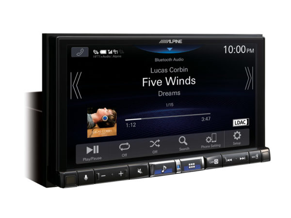 iLX-705D_car-stereo-bluetooth-audio